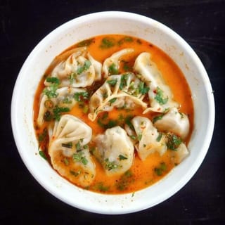 Veg Jhol Momo